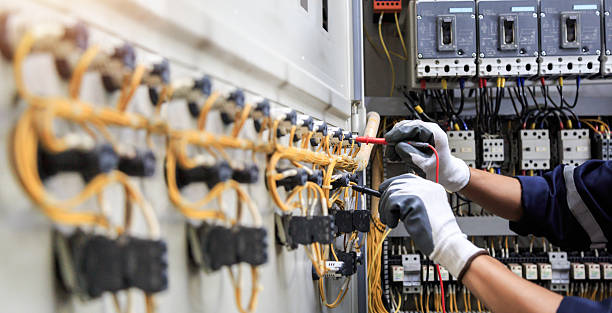 Professional Electrician technician working in Crescent City, FL